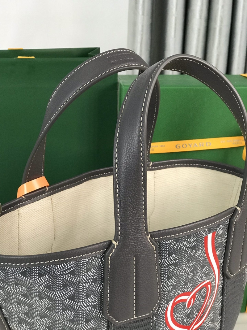 Goyard Bucket Bags